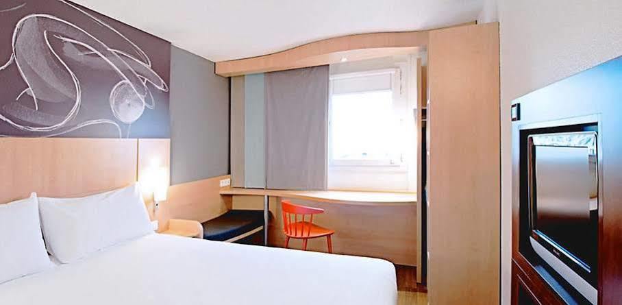 Ibis Daumesnil Porte Doree Paris Exterior foto
